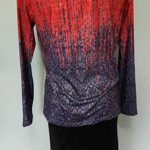 Exclusive red and purple demask pattern top - Picture 13 of 14